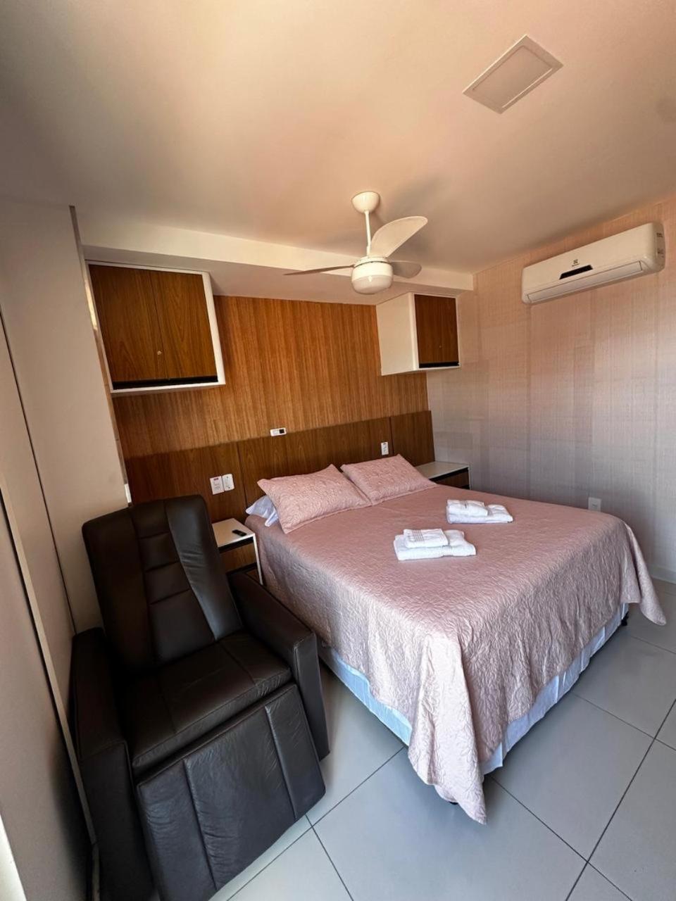 Lindo apt com frente para o mar 3 andar Cabo Branco