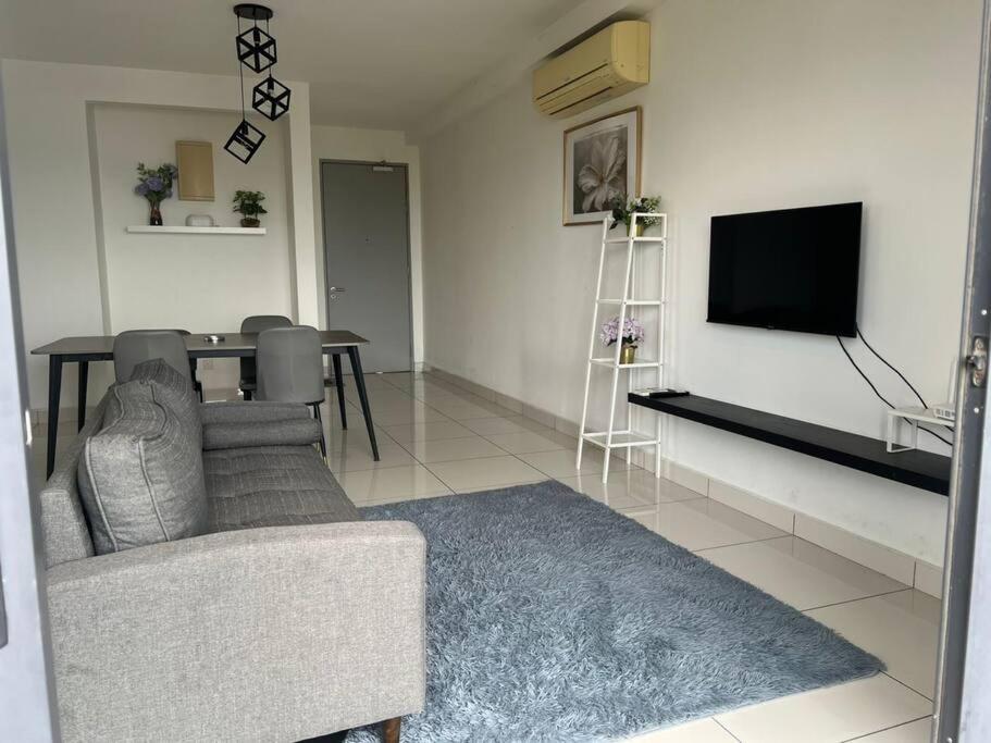 1tebrau Homestay photo 2