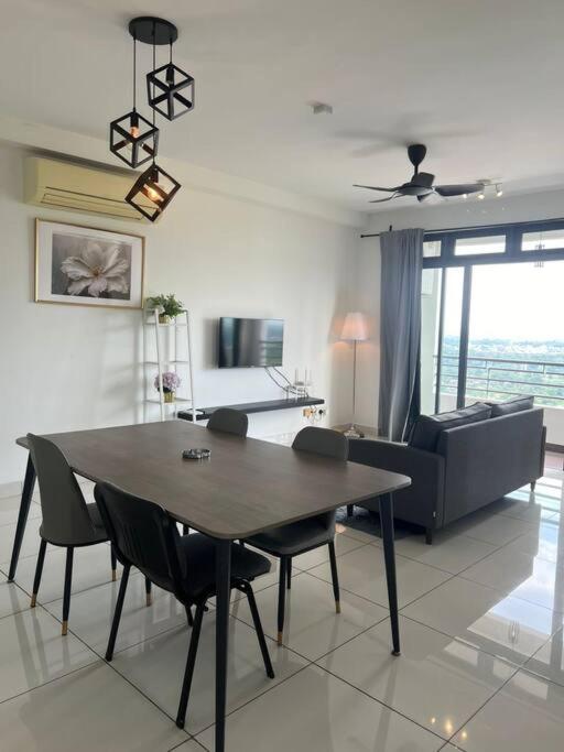 1tebrau Homestay photo 3