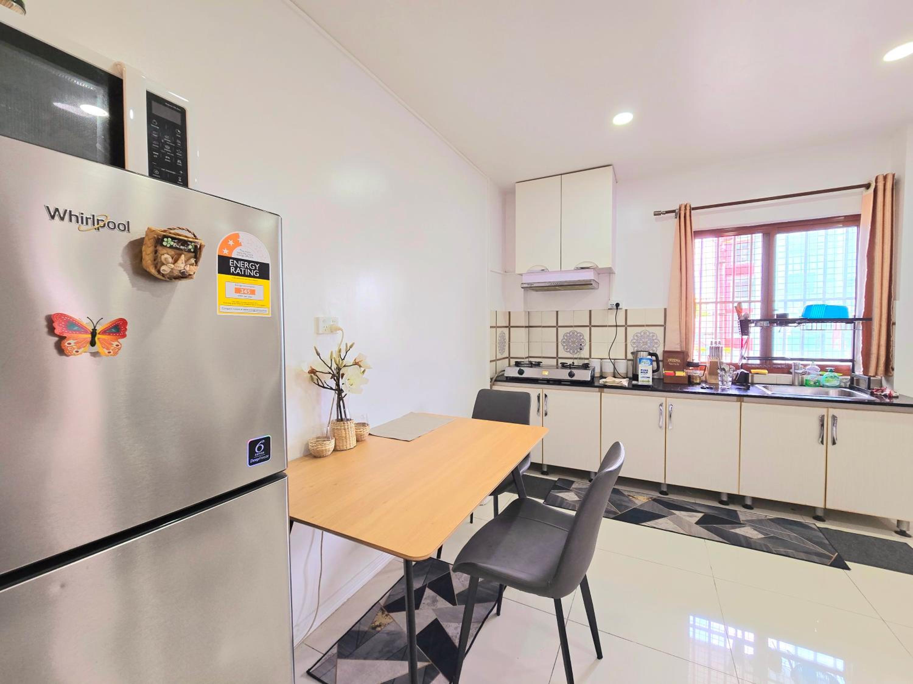 Entire 1 Bedroom Apartment in Suva City Centre - view 9