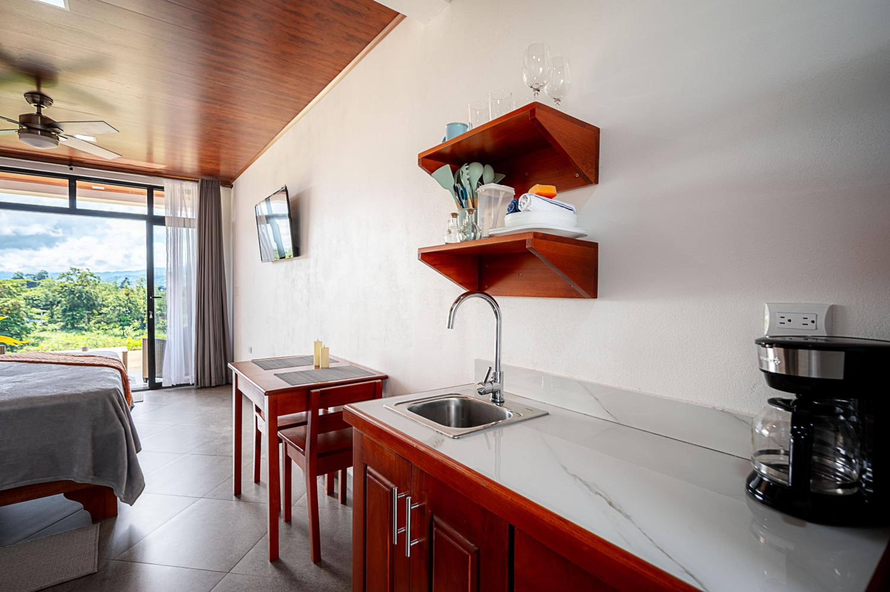 Villas Santa Maria - Private Bay Lake Arenal