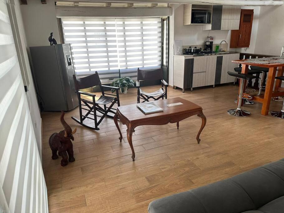 Apartamento Exclusivo cerca a la Plaza Principal