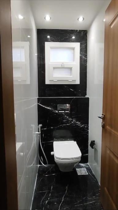 Apartment Ad Doqi