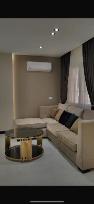 Apartment Ad Doqi