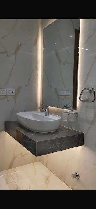 Apartment Ad Doqi