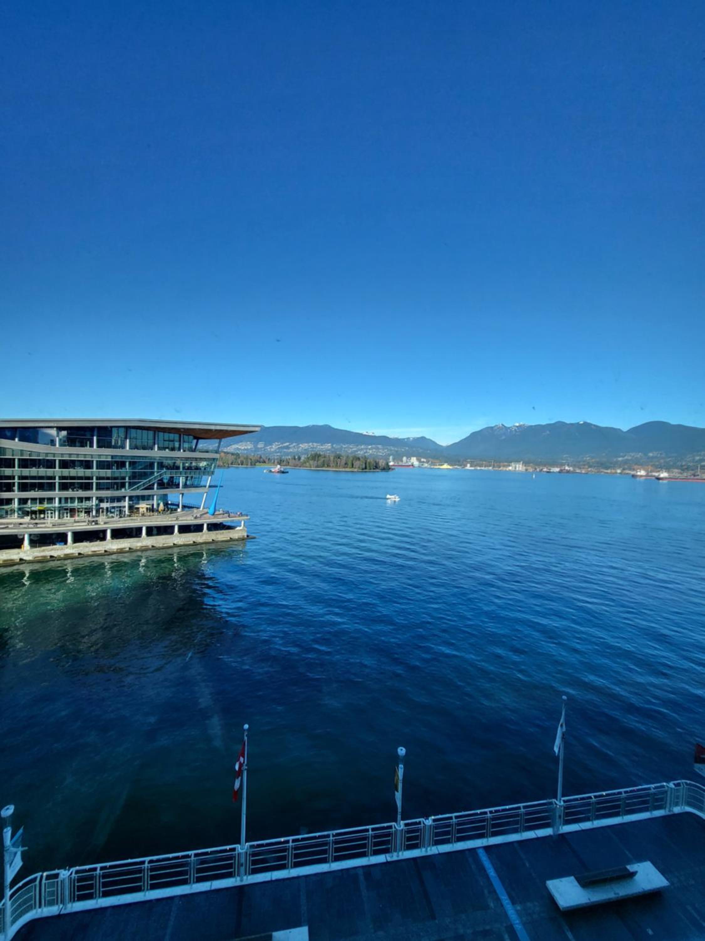 Downtown Center Silverstone Tower I and II Home in Vancouver