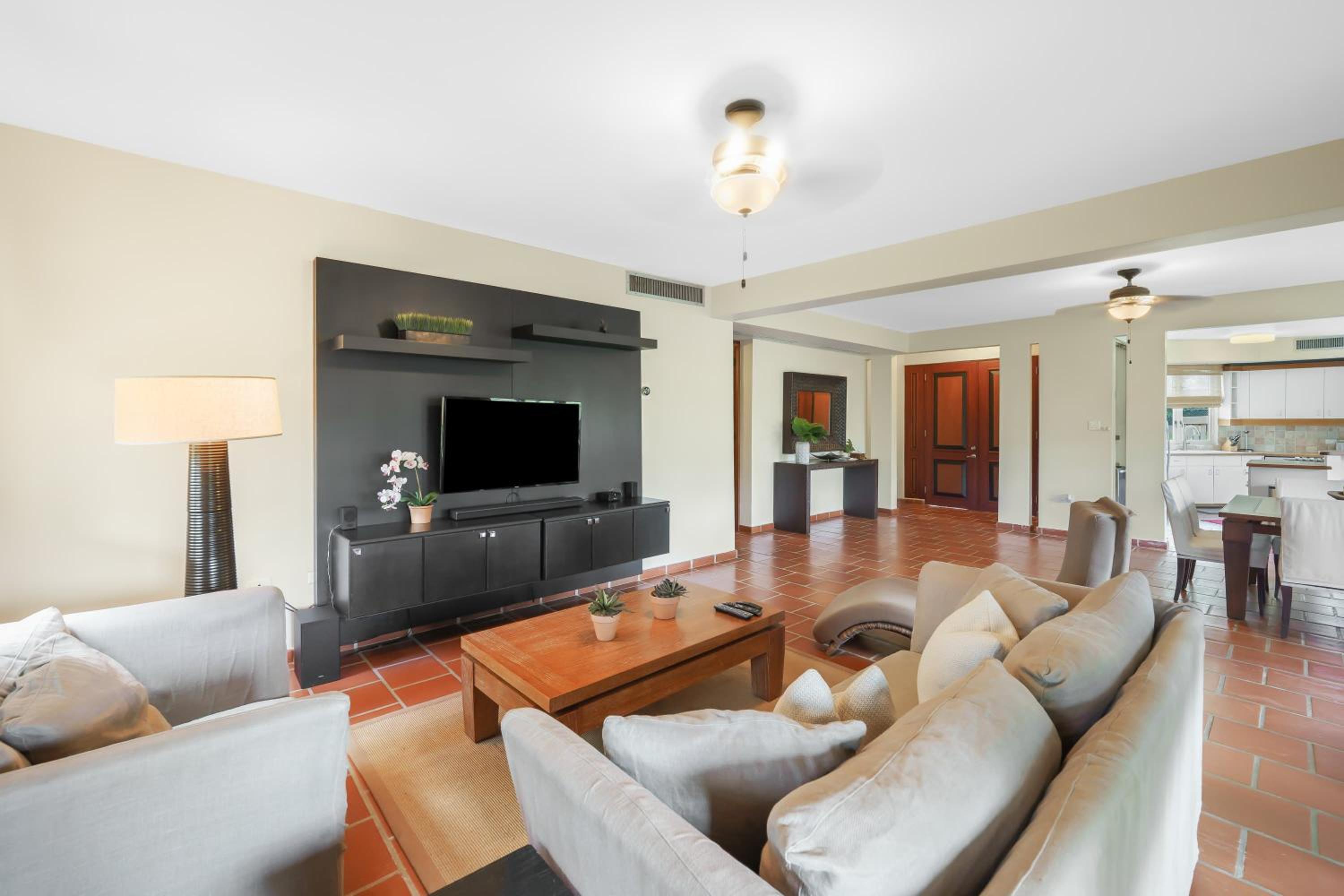 Family Villa Oleana Waterviews Oceanfront with water and generator view 2