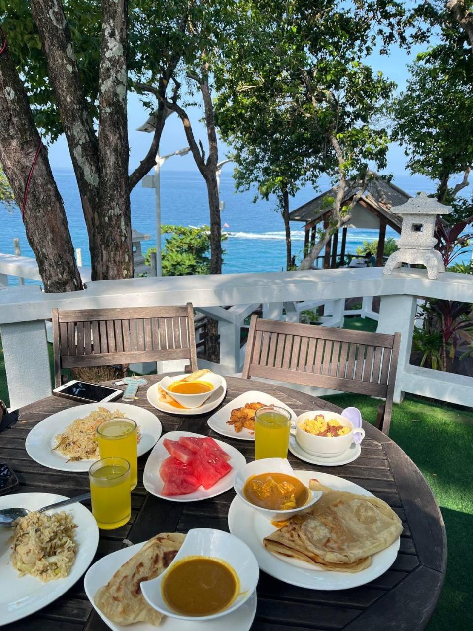Shari-La Perhentian Island Resort - Bluestar view 3