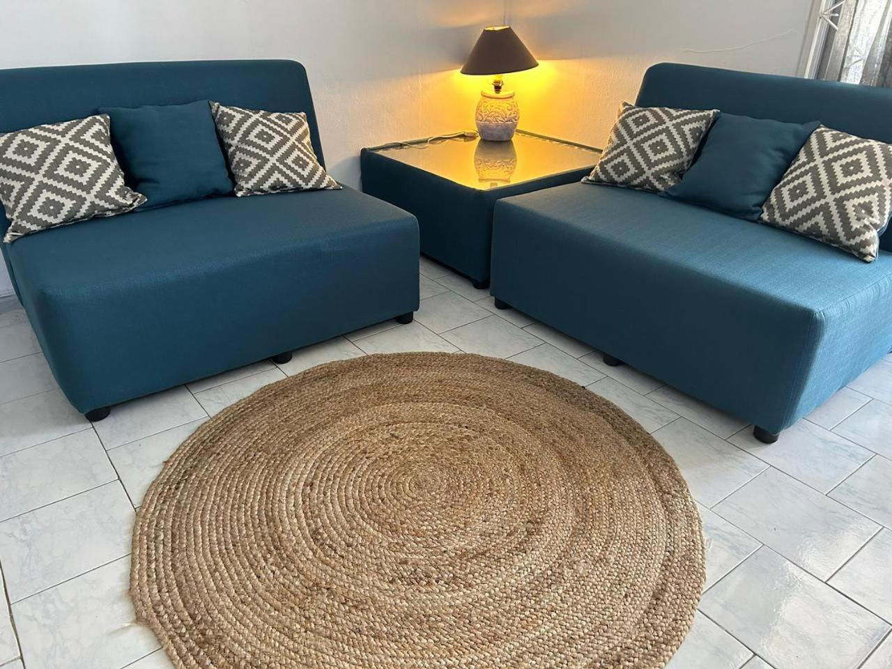 Apartment 2 Bedrooms in Grand Baie - 70m from the sea view 3