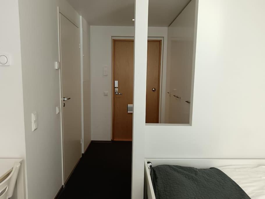 Helsinki-Vantaa airportstudio3