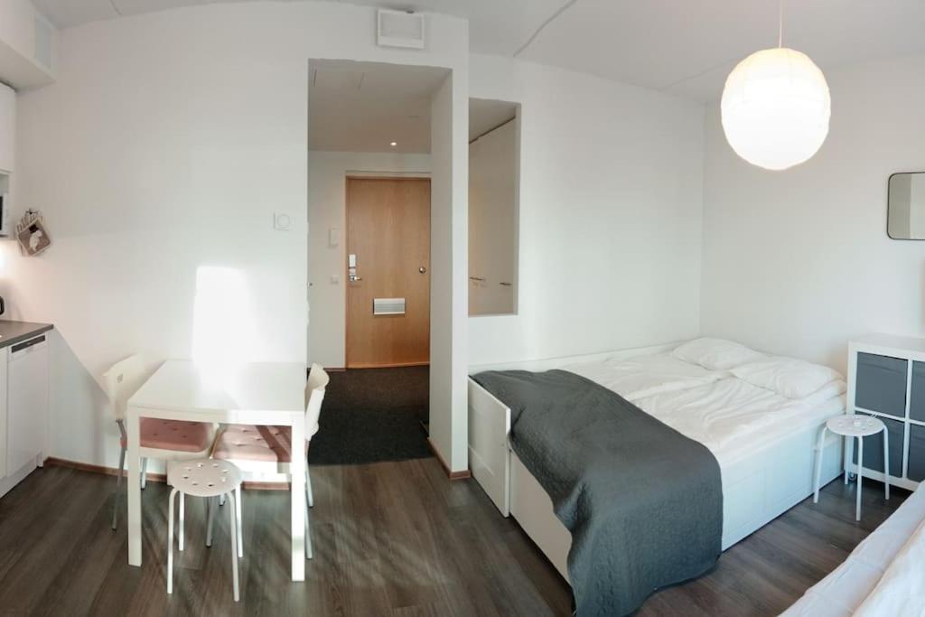 Helsinki-Vantaa airportstudio3