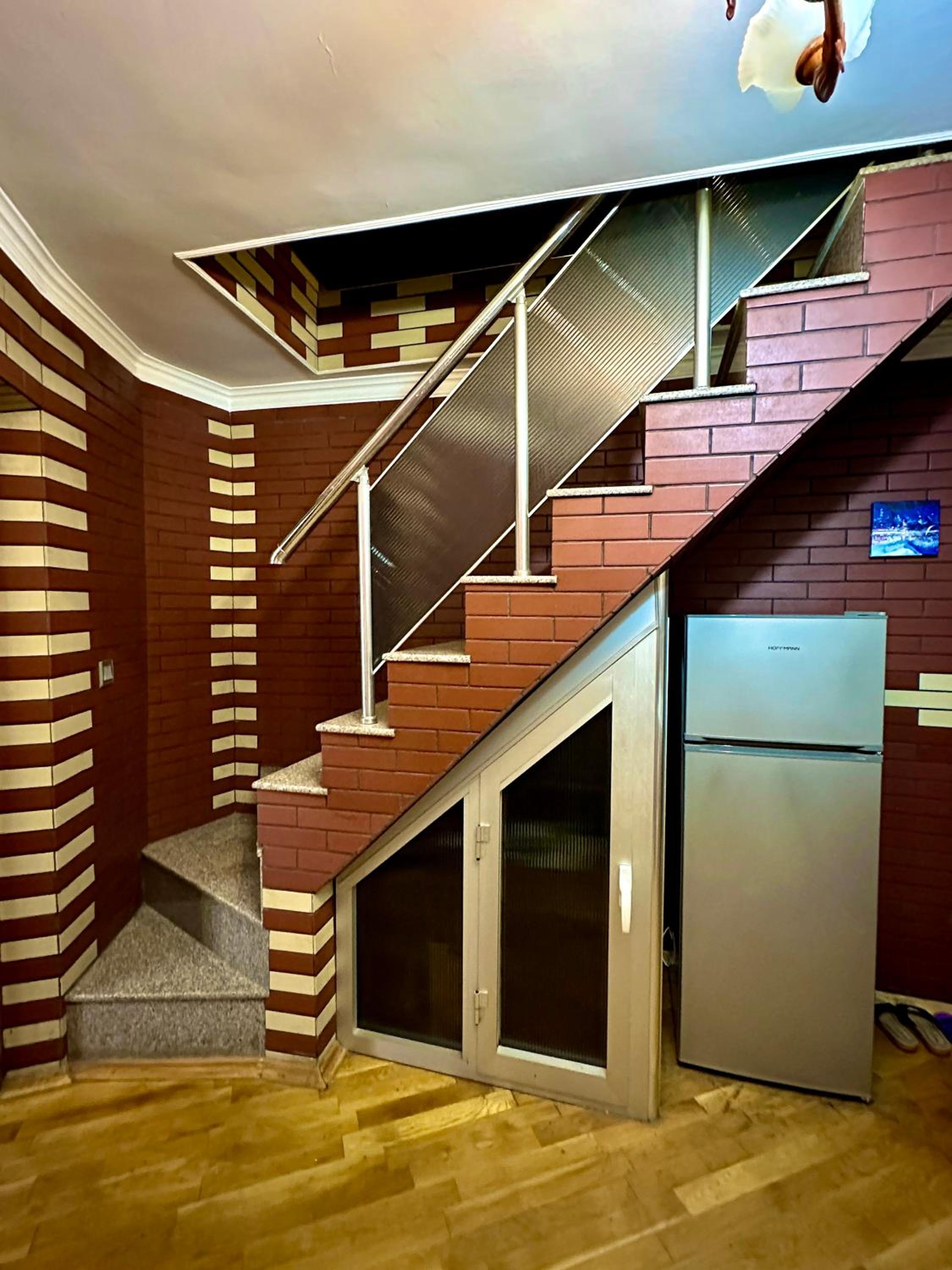 Central Apartment - Two Balconies - 2nd Floor