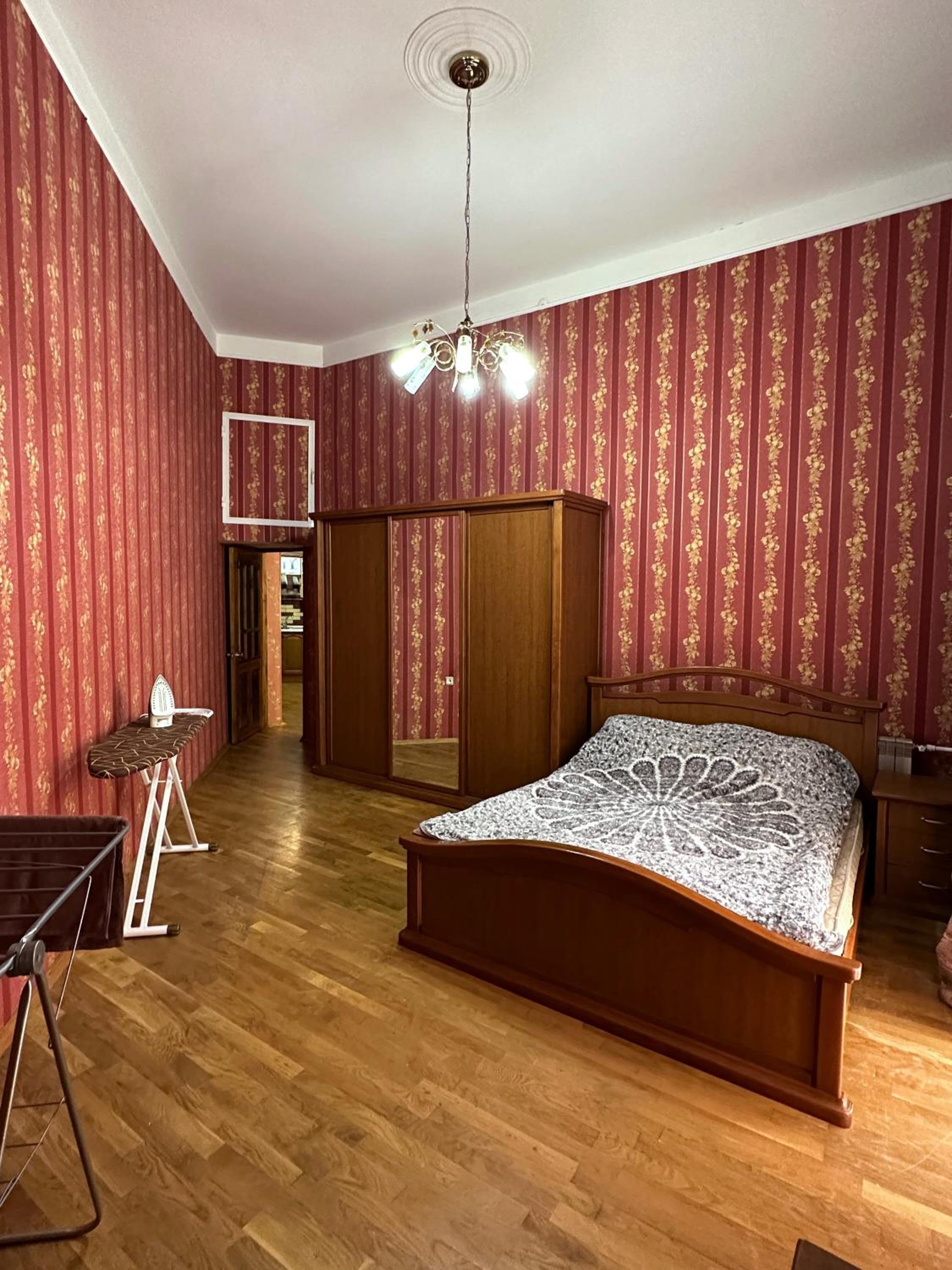 Central Apartment - Two Balconies - 2nd Floor