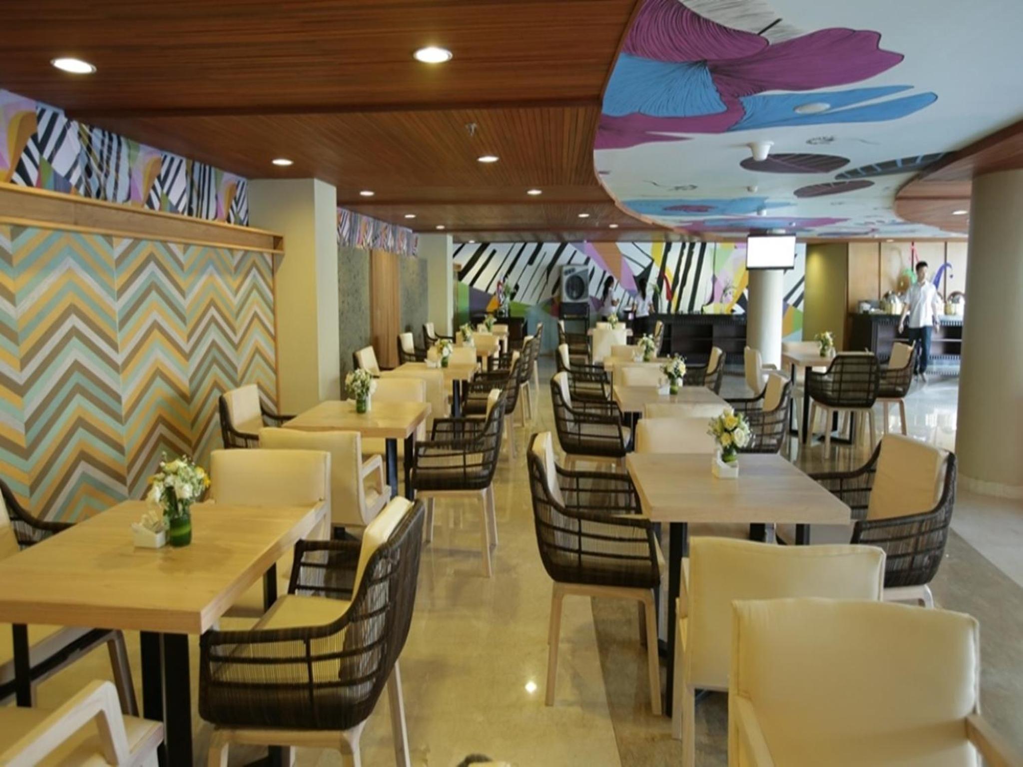 Bedrock Hotel Kuta