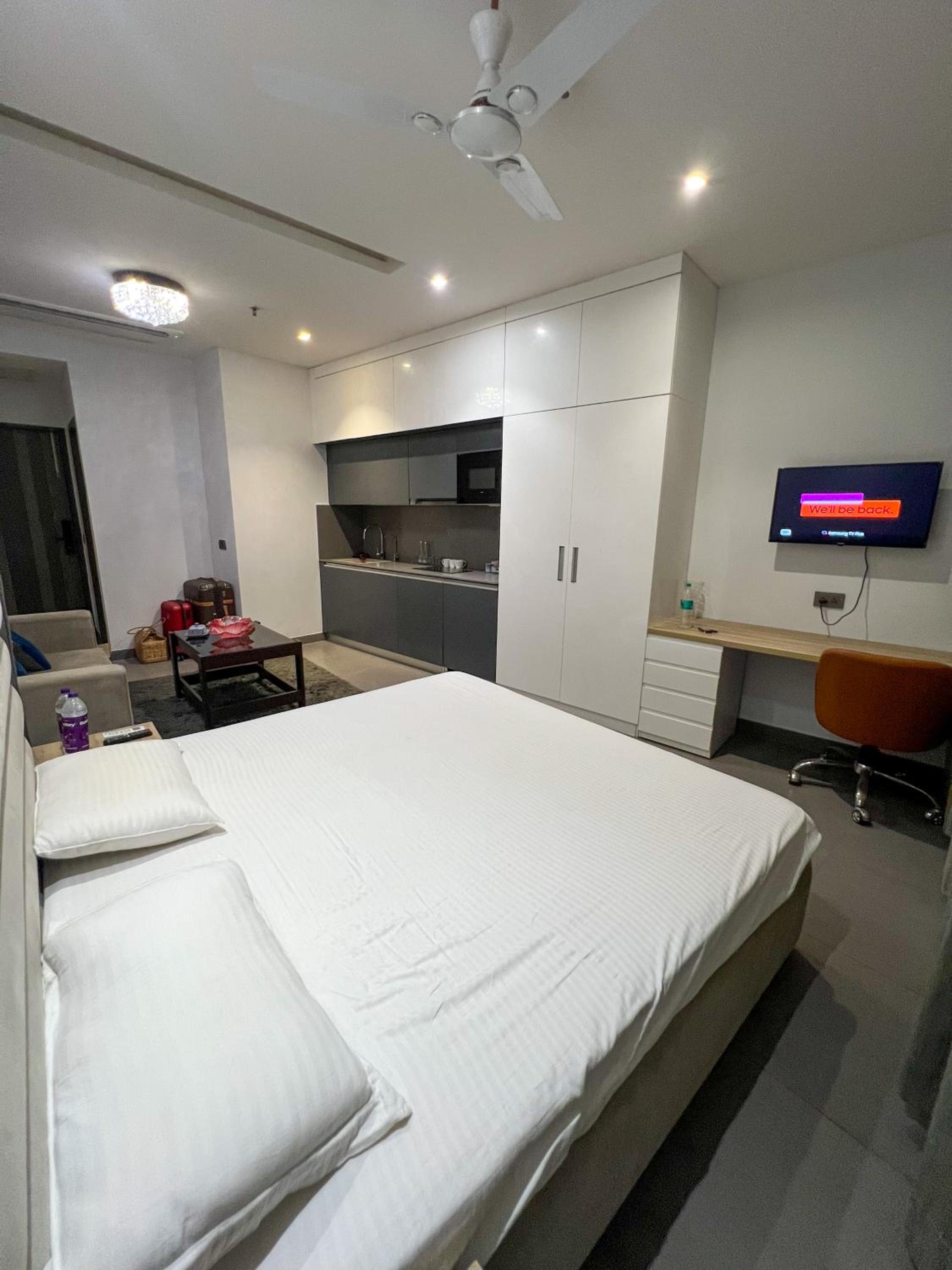 hotel room