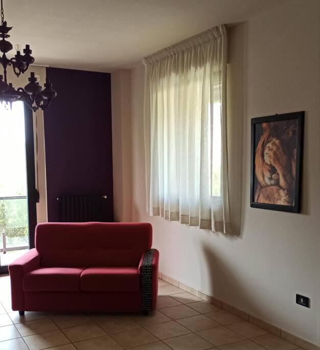 San Giovanni Rotondo Vacations - Spacious Vintage Style Apartment - Property Image 1