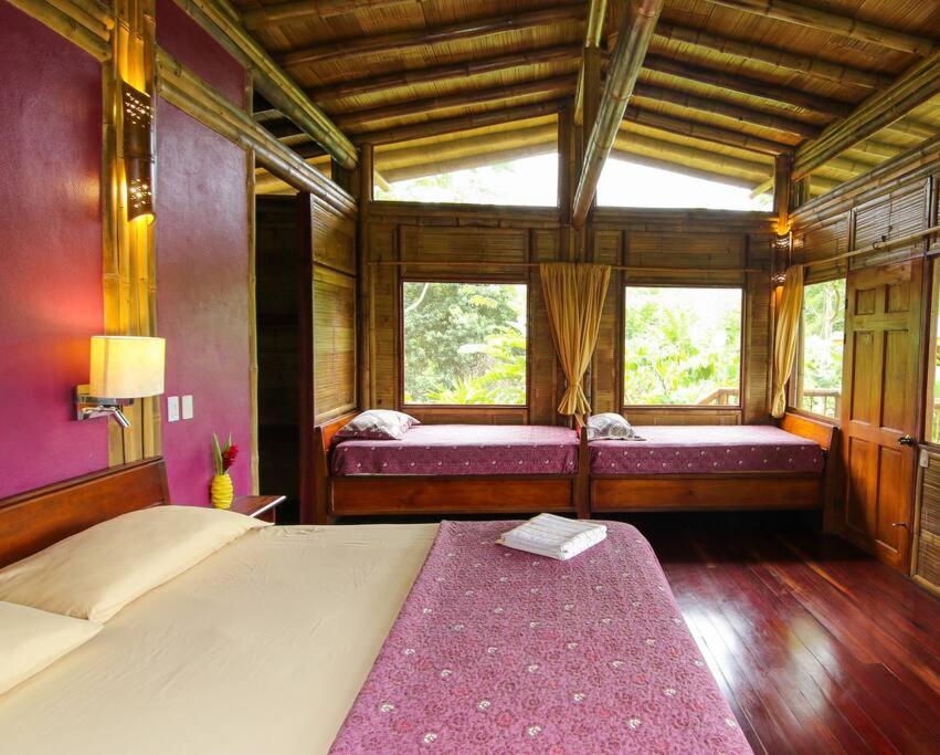 Bamboo Jungle Cabin 3 nights minimum stay