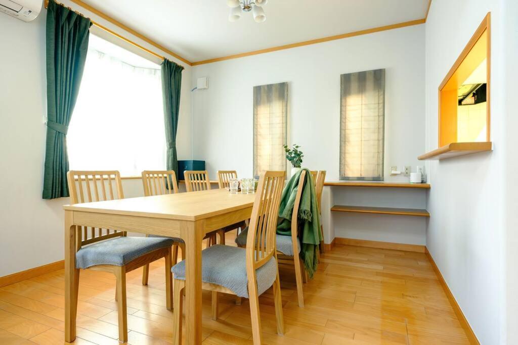 Haresora Mukojima Ikken House