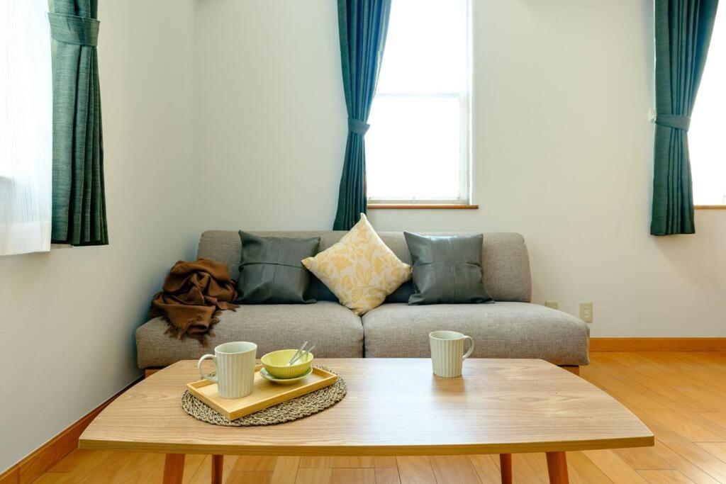 Haresora Mukojima Ikken House