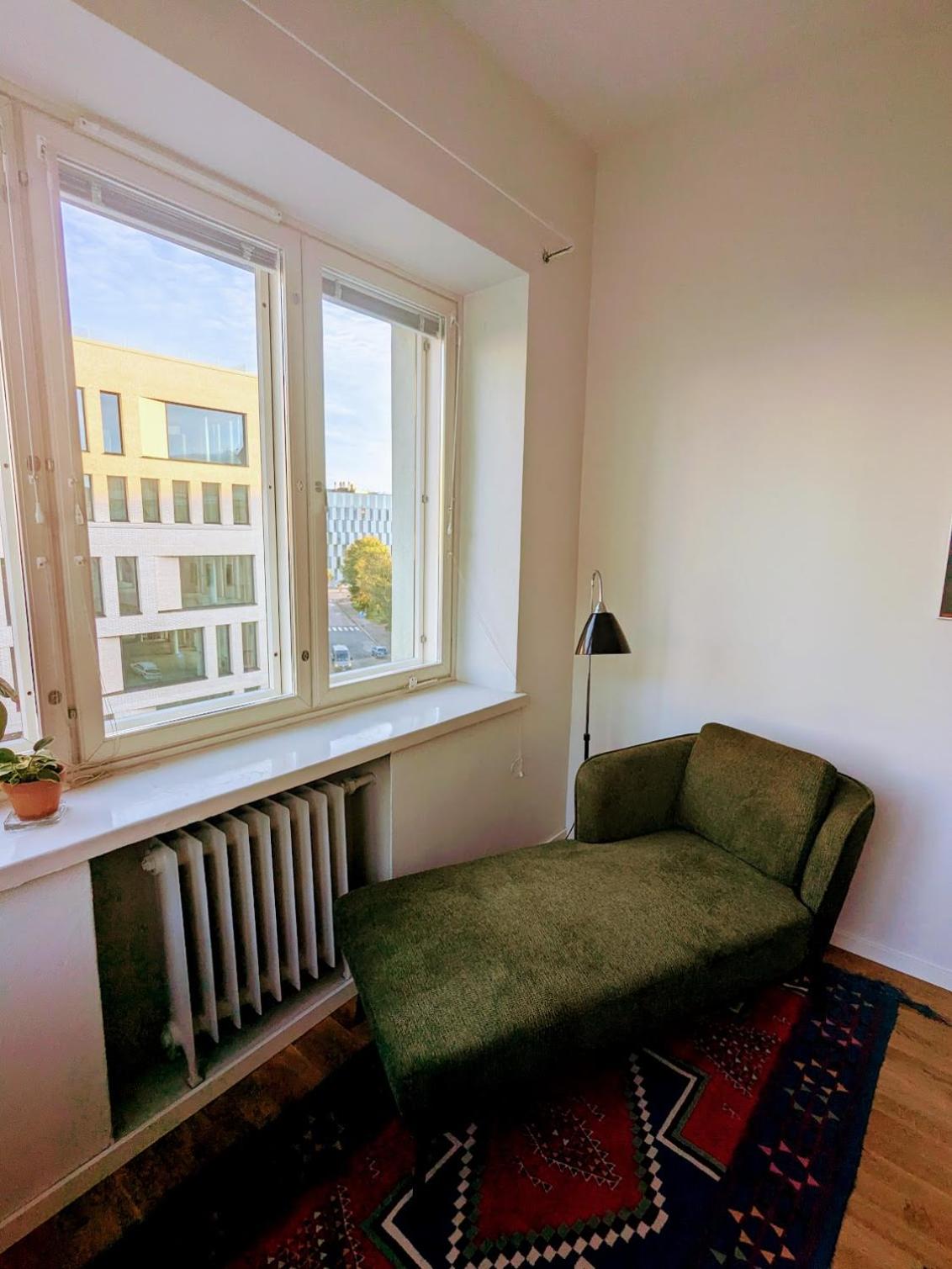 Artistic 2-Bedroom full of light