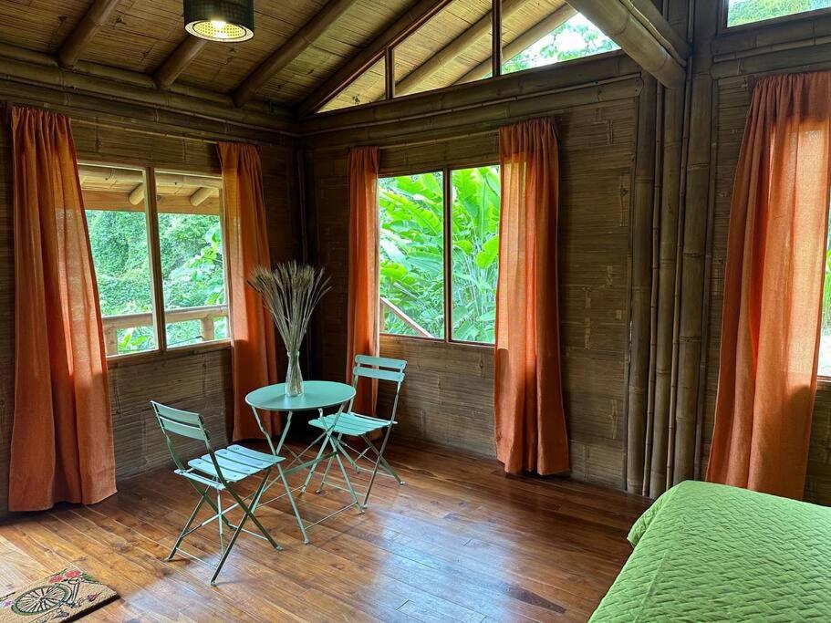 Bamboo Jungle Room 3 nights minimum stay