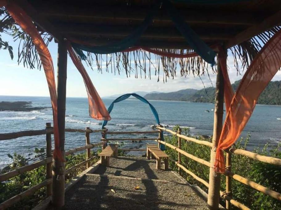 Bamboo Jungle Room 3 nights minimum stay