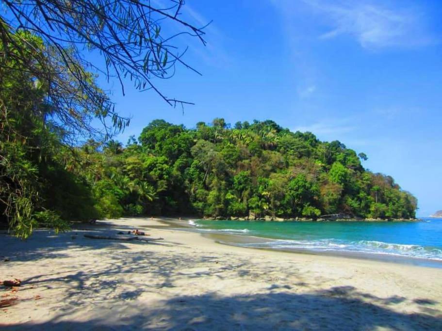 Bamboo Jungle Room 3 nights minimum stay