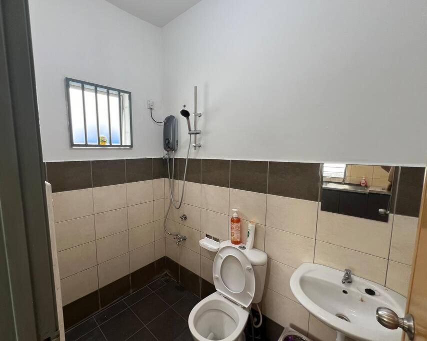 Essential Homestay in Tawau - Bandar Sri Indah photo 4