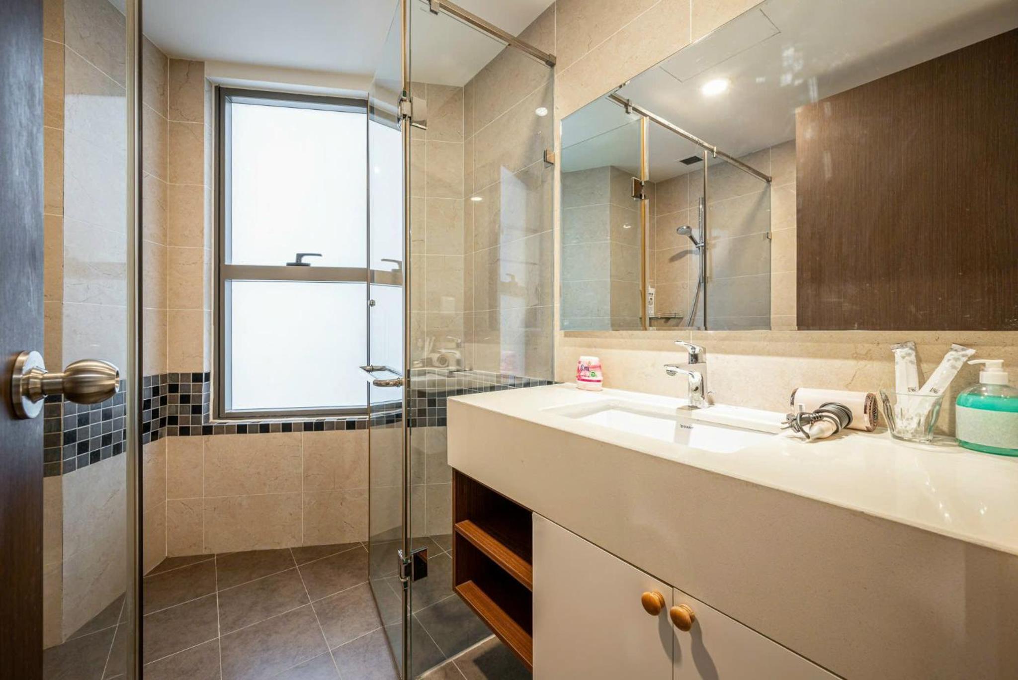 Tropical House - New Apartment at Tresor