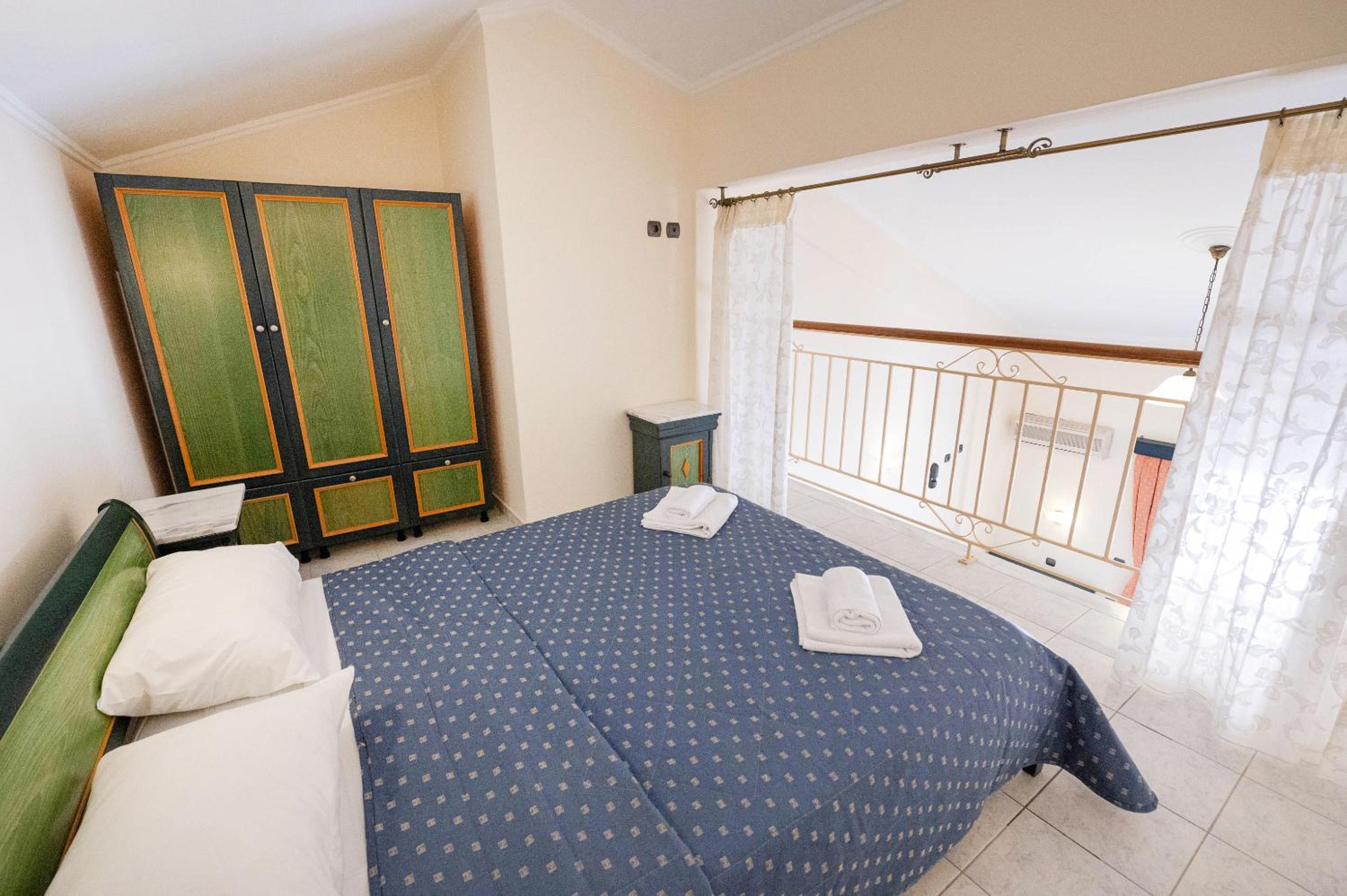 VILLA MARIA Poros photo 3