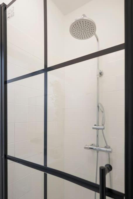 Top Location - City Center 1BR with Stylish Decor