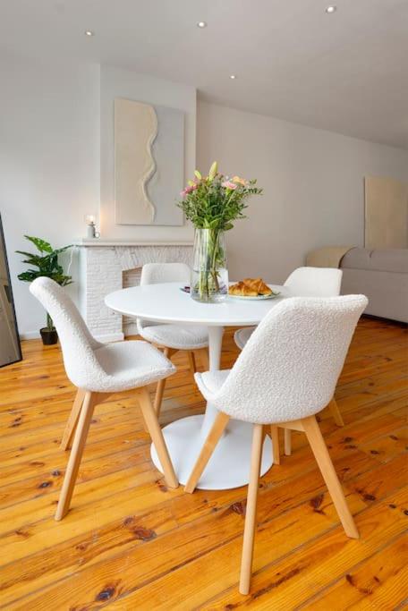 Top Location - City Center 1BR with Stylish Decor
