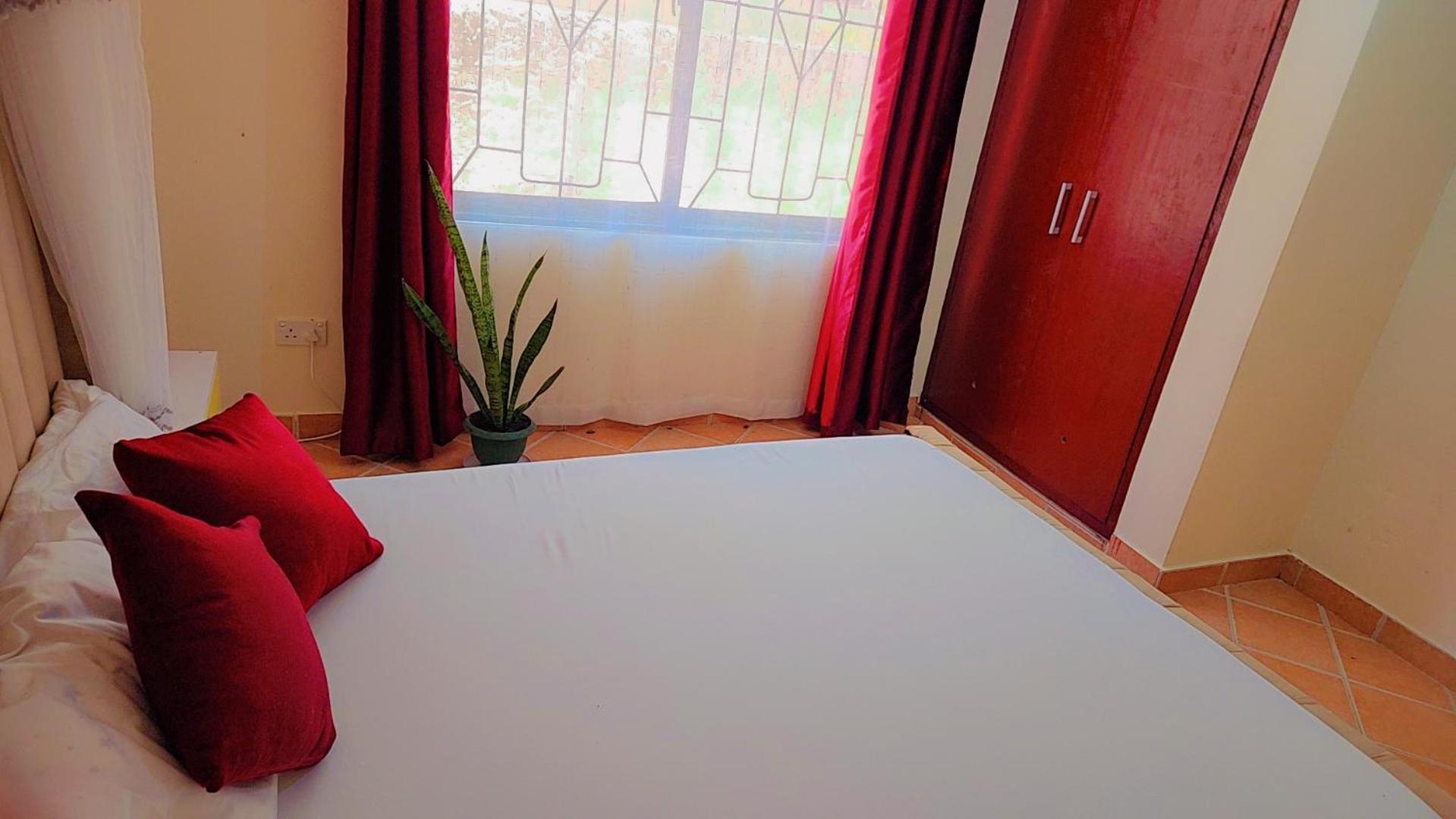 Natna's 1 bedroom near Bofa Beach view 2