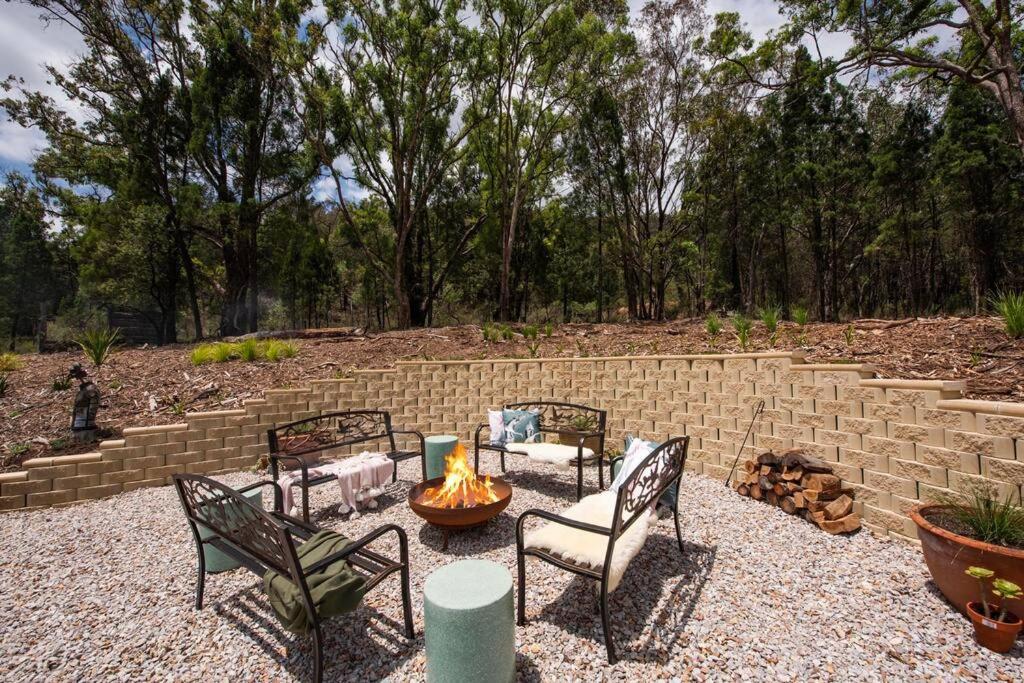 Frog Hill 8 bedroom luxe rural retreat near town with 2 houses