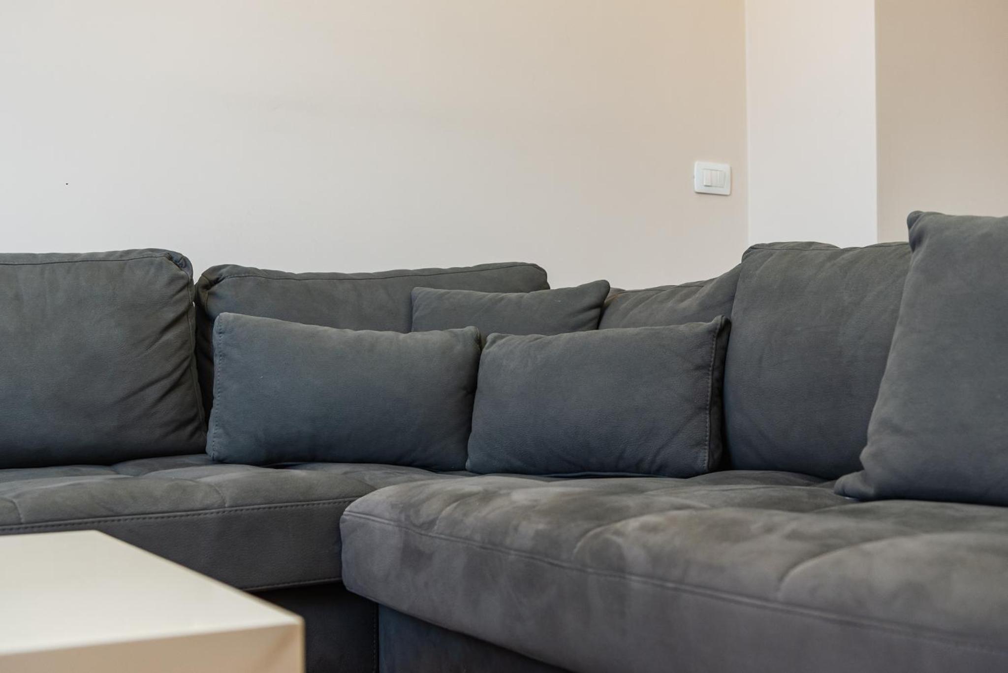 Urban Oasis 1 bedroom Apartment 500mbs