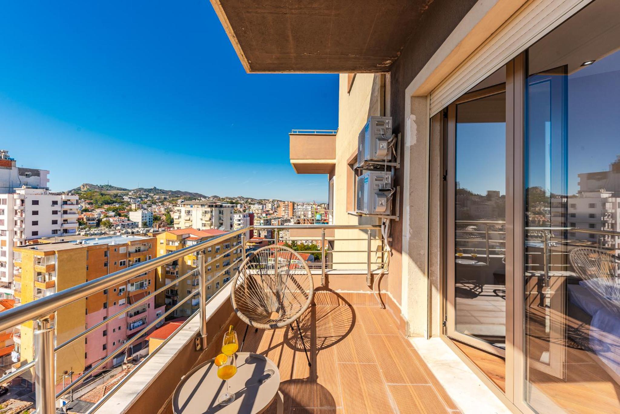 Urban Oasis 1 bedroom Apartment 500mbs