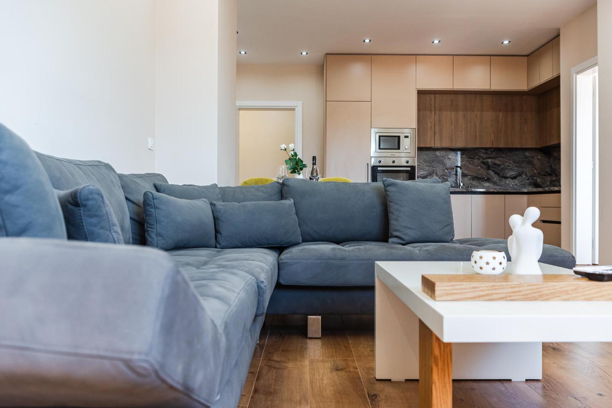 Urban Oasis 1 bedroom Apartment 500mbs