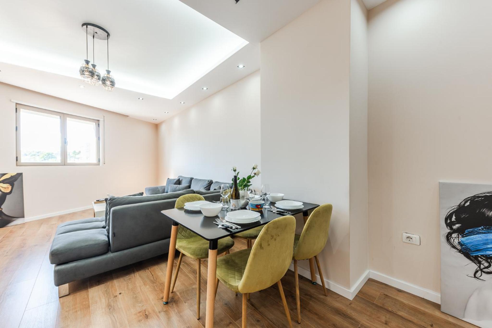 Urban Oasis 1 bedroom Apartment 500mbs