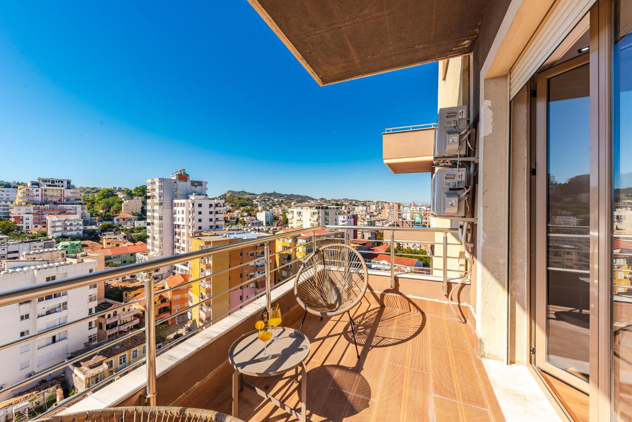 Urban Oasis 1 bedroom Apartment 500mbs