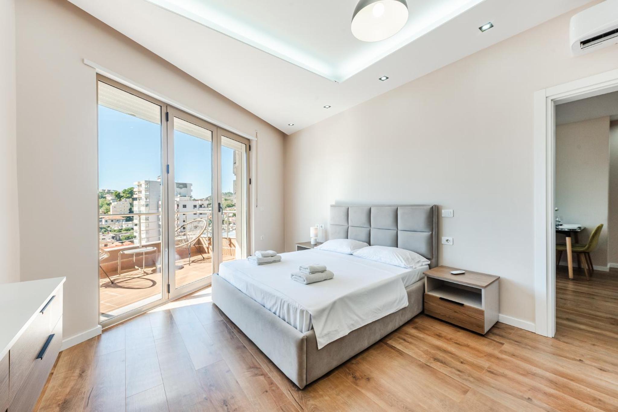 Urban Oasis 1 bedroom Apartment 500mbs