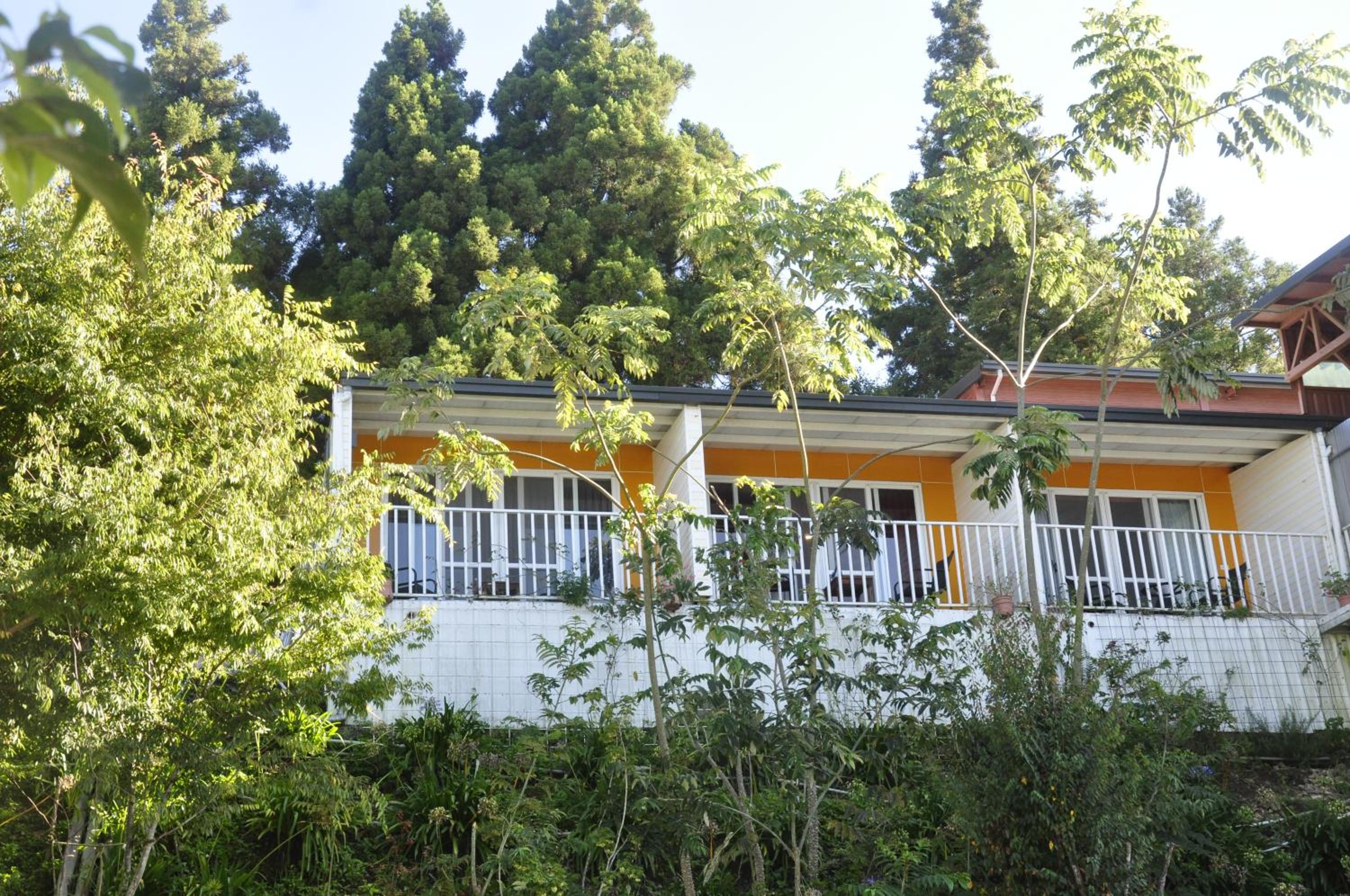 Iris Farmhouse