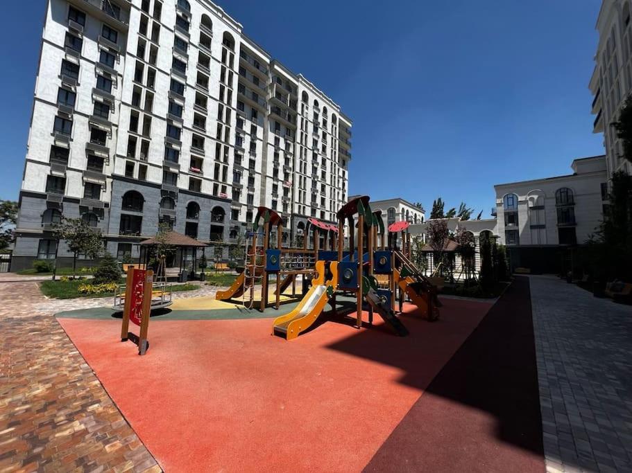 Stylish apartment in new complex NRG Mirzo Ulugbek view 4