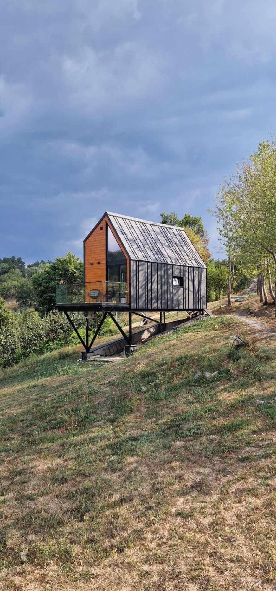Porta Bungalows