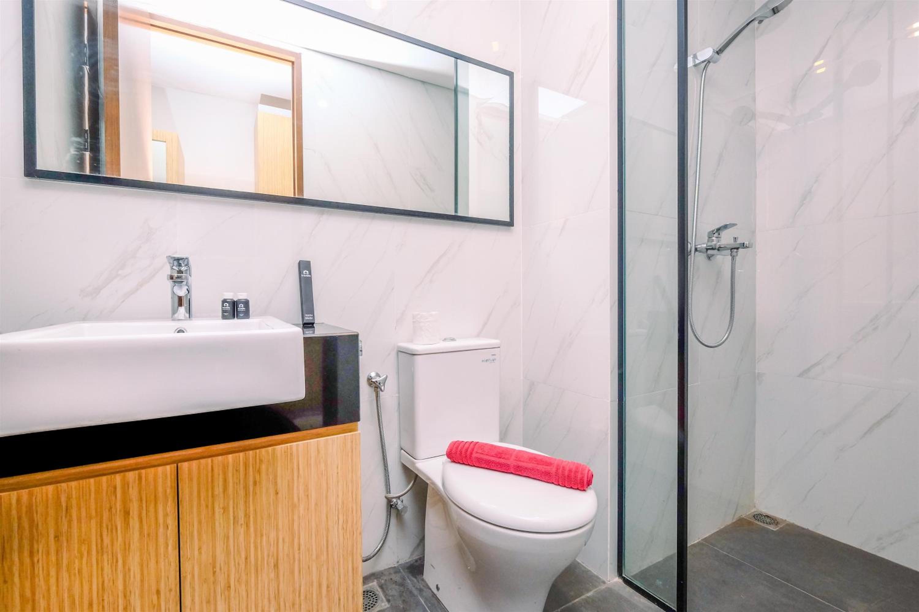 Nice Studio Apartment at Ciputra World 2 By Travelio
