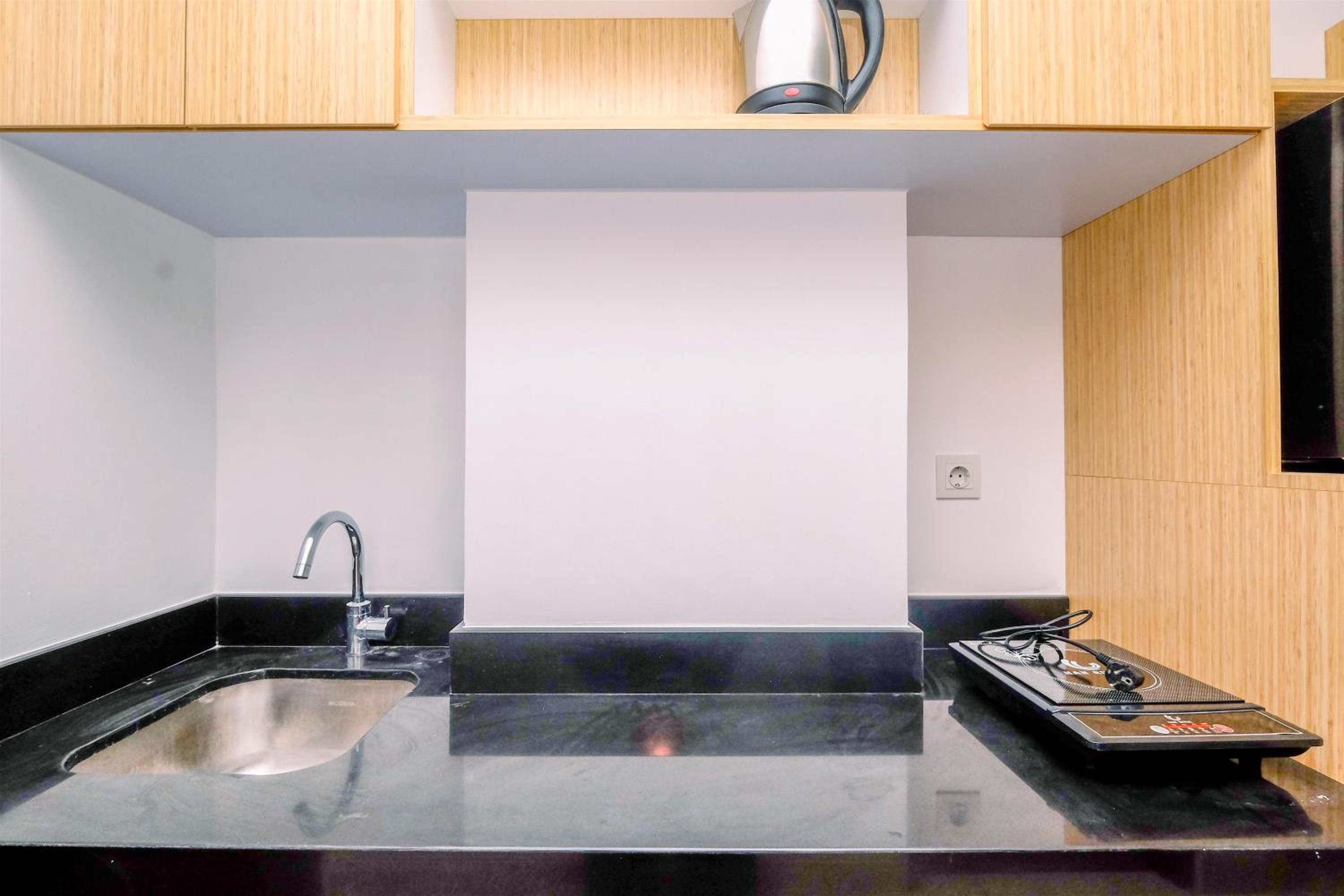 Nice Studio Apartment at Ciputra World 2 By Travelio