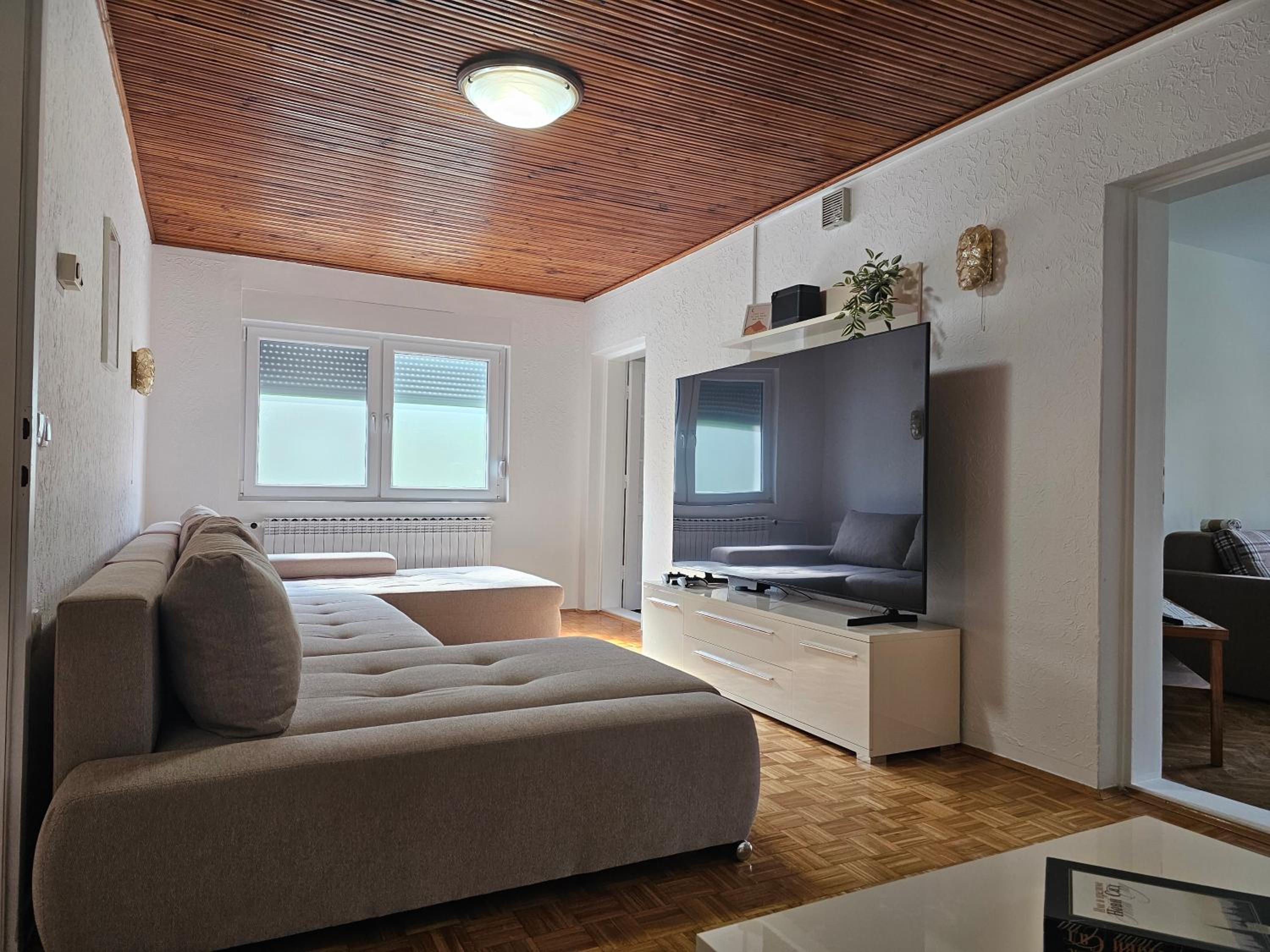 Violeta guest house