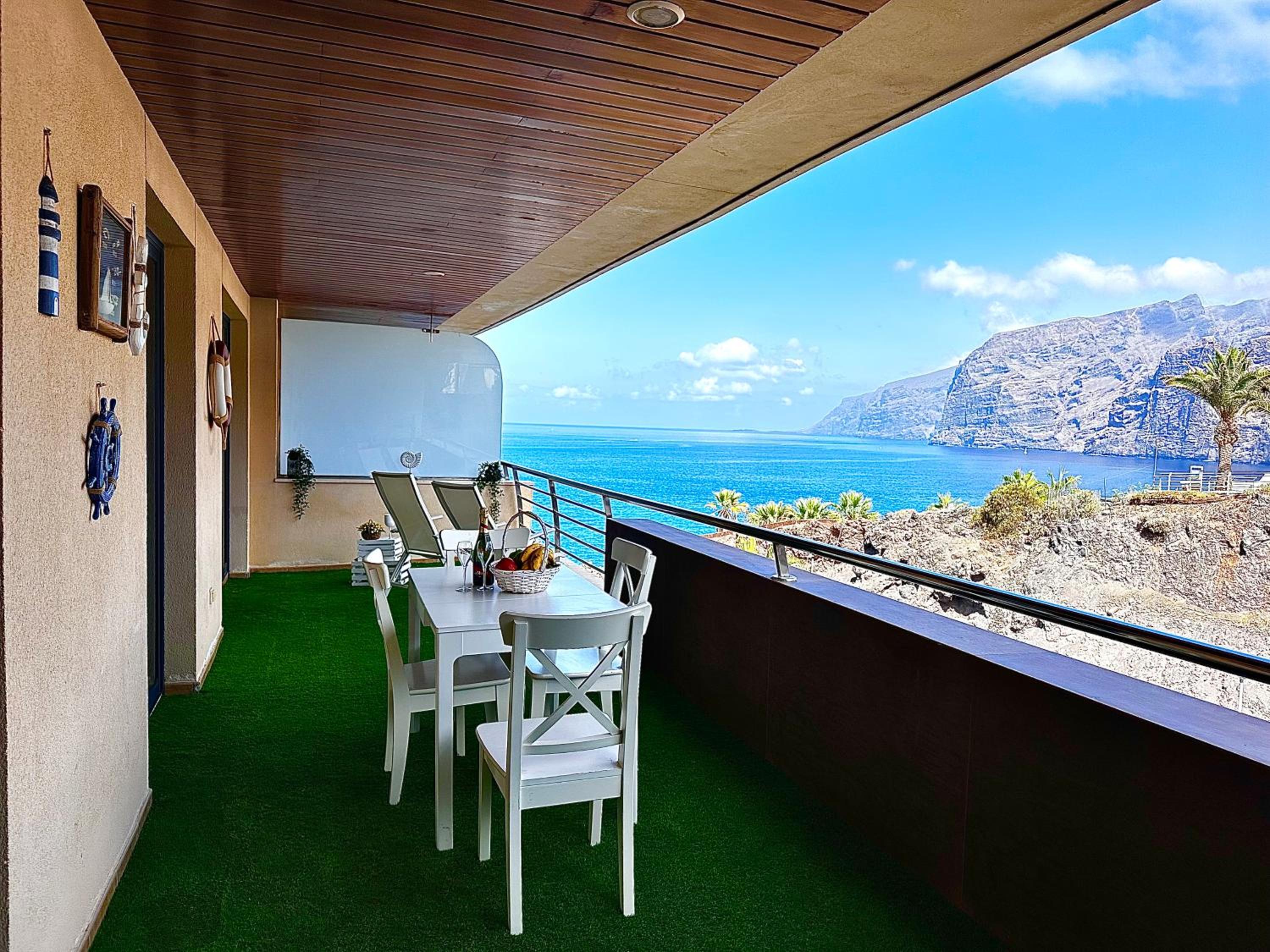 Cliffside Residence