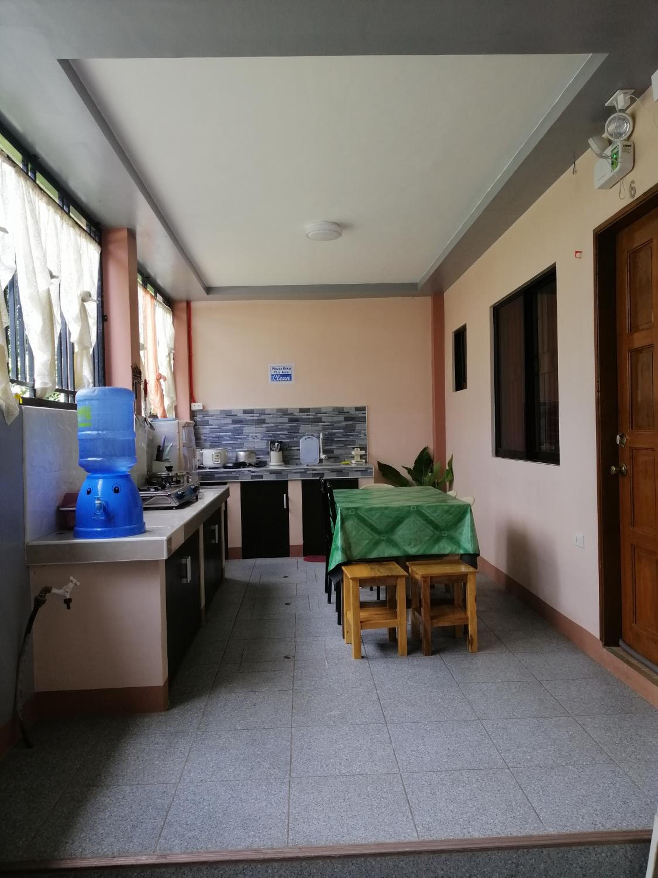 Photo 6