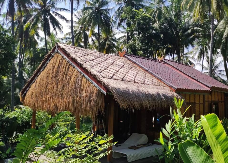 Secret Beach Beachfront Bungalow