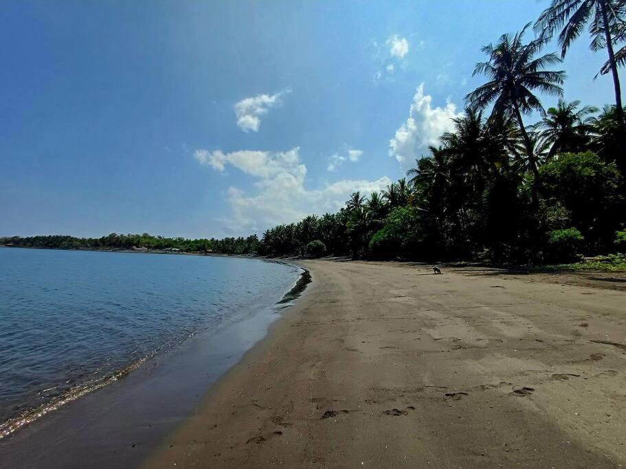 Secret Beach Beachfront Bungalow